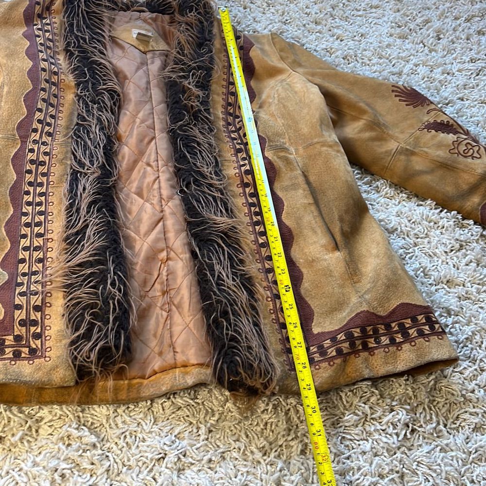 Vintage Boho Styled Leather Coat with Faux Fur trim Large - Picture 5 of 16